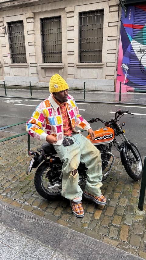 Instagram post by @juniorsimo_ for boohooMAN. Caption reads: Simple outfit @boohoomanofficial ✨

do you like....