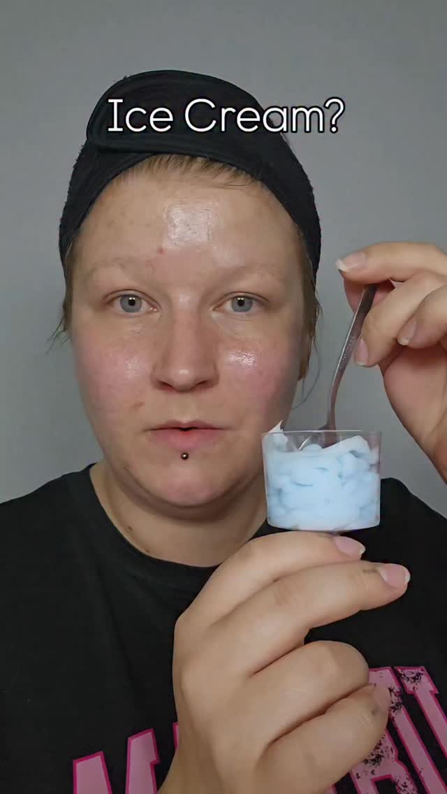 Instagram post by @makeupfreakzz for Picky. Caption reads: 🍦🍦🍦🍦 @dppr_global 

DPPR HYALCUBE Flooding....