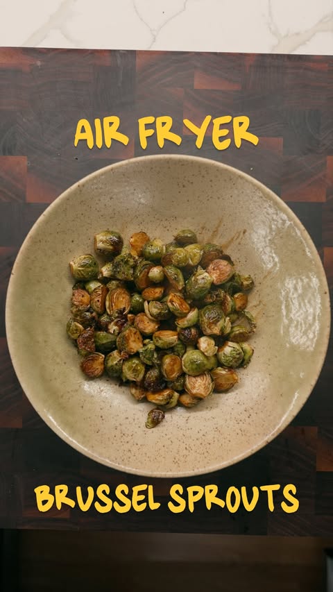 Instagram post by @mattvillena for Knorr. Caption reads: Last minute side dish that tastes like it took....