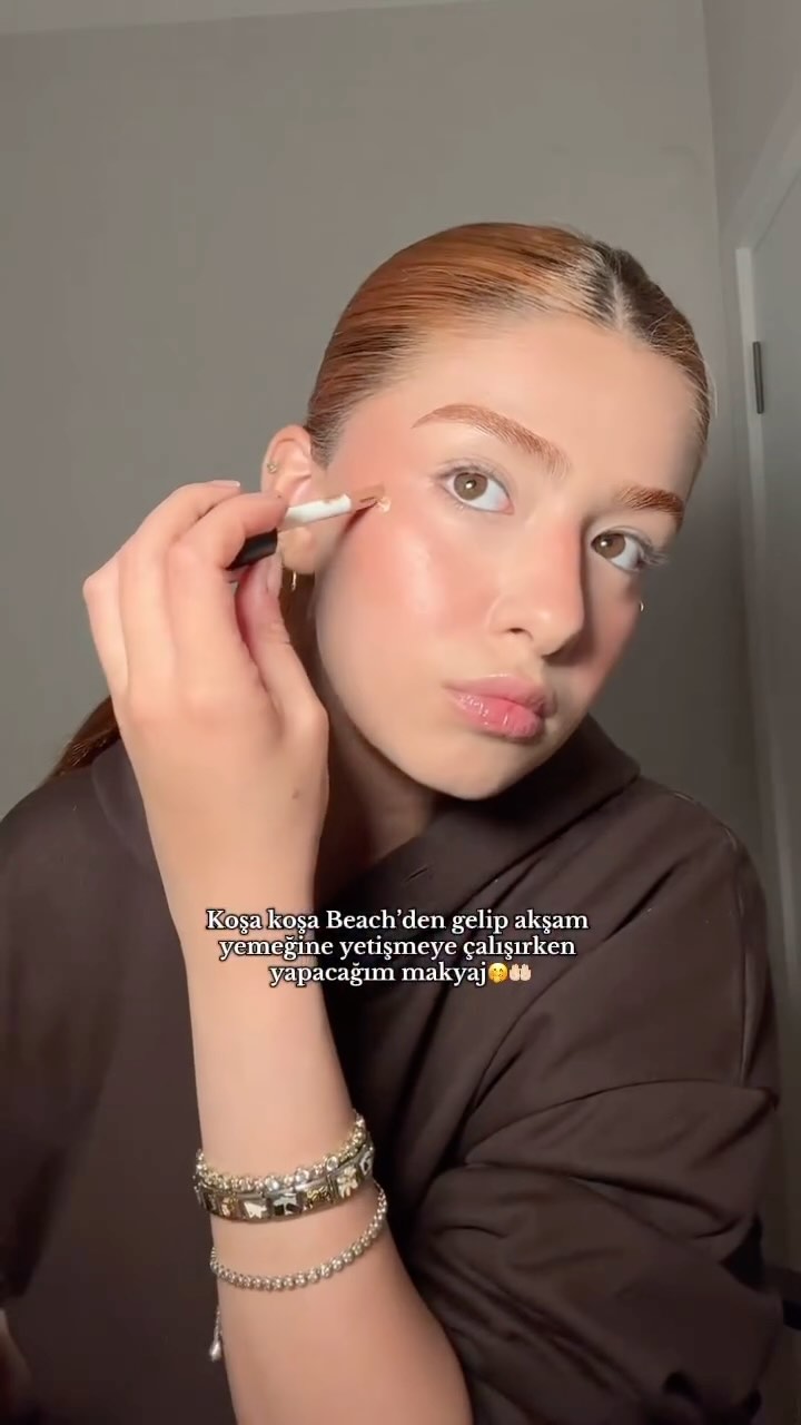 Instagram post by @elifirmakeenguzel for Wet N Wild Beauty. Caption reads: Summer is calling ☎️🏖️🫦
KULLANDIGIM ÜRÜNLER:....
