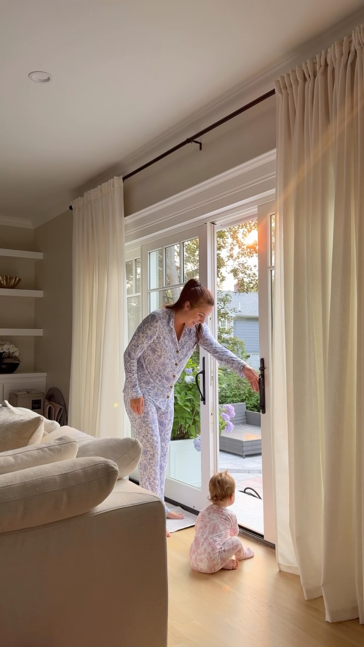 Instagram post by @mollyjcurley for UPPAbaby. Caption reads: Spend Vivi’s first wake window with us this....