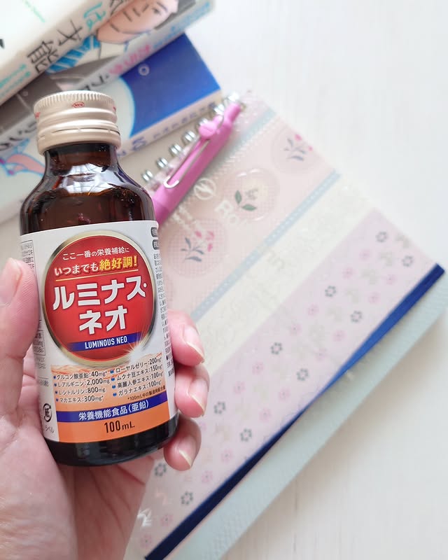 Instagram post by @kyonko.happylife for サンプル百貨店 イベント情報. Caption reads: ‎𓈒 ˖ ࣪ 𝜗𝜚 疲れたぁ〜。 体も心も限界〜😭 しかもさ、しかもさ、 [...].