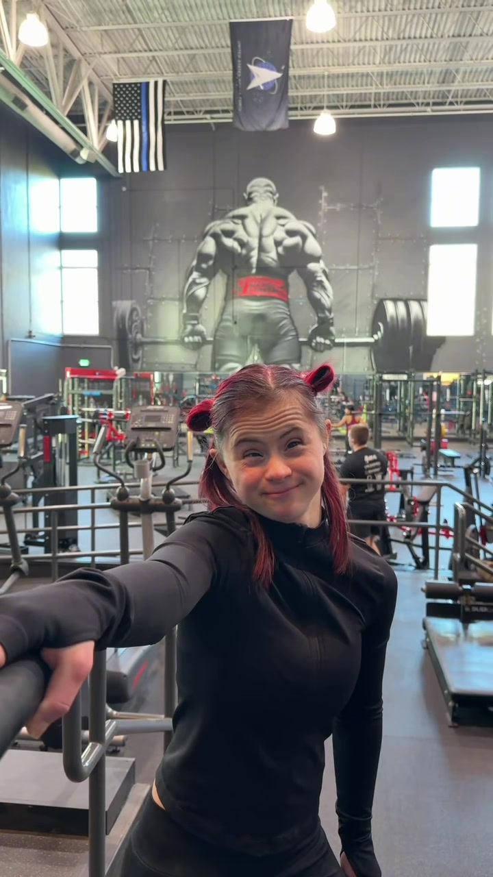 TikTok post by @vallitfit for Women's Best. Caption reads: So awkward every time 😭 wearing @Women‘s Best use....