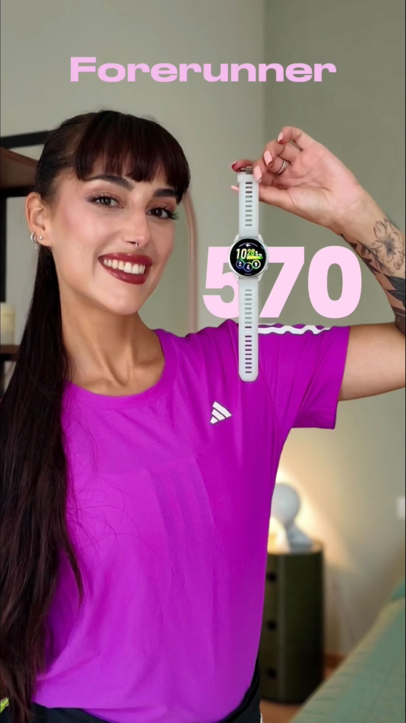 Instagram post by @clarainthemirror for Garmin. Caption reads: Cosa ti hanno chiesto di più? Con Garmin....