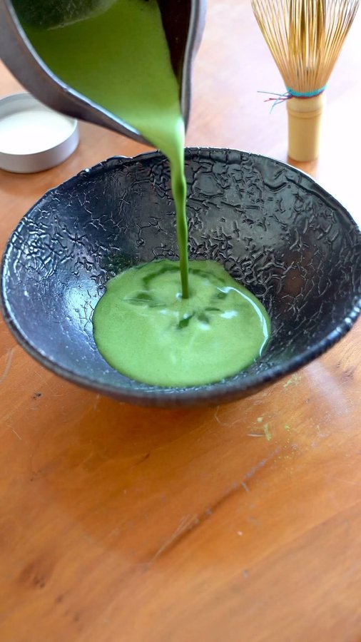 Instagram post by @mymatchaaddiction for Nioteas. Caption reads: [...] Silver and Osada Okumidori Use code....