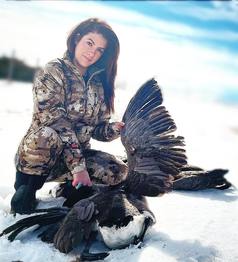 Instagram post by @sara.bollmann for Dive Bomb Industries. Caption reads: [...] meaning of freedom. – Gene Hill....