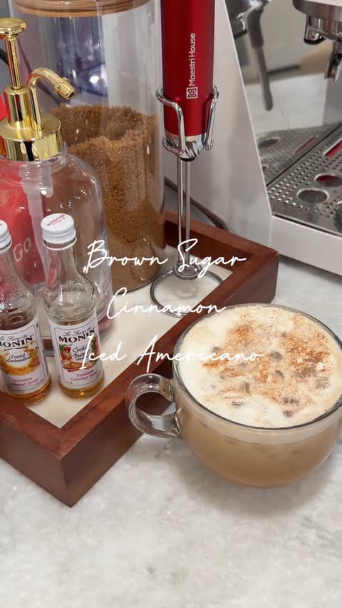 Instagram post by @rachelbreanna_ for Maestri House. Caption reads: [...] just the right amount of sweet. The....