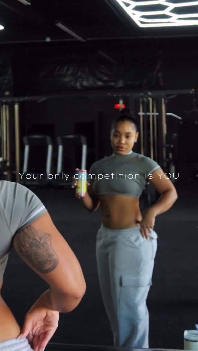 Instagram post by @sharalifts for EHPlabs. Caption reads: Facts <3

@ehplabs Code: Shara | BLACK FRIDAY SALE....