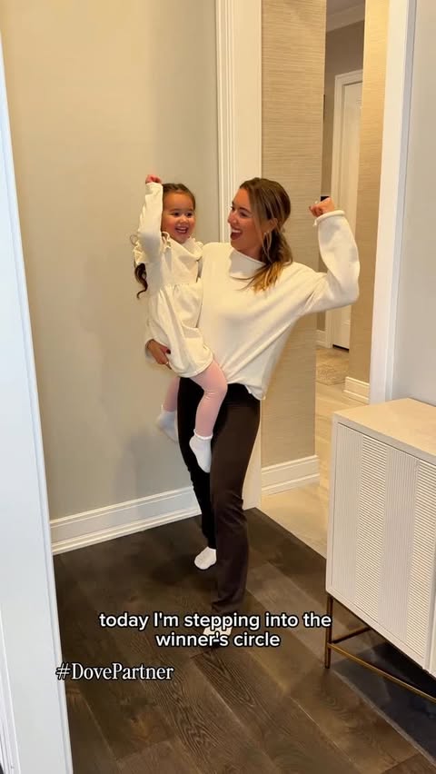 Instagram post by @francescasnest for Dove. Caption reads: #dovepartner in the #dovezone today 🤍🏆 [...].