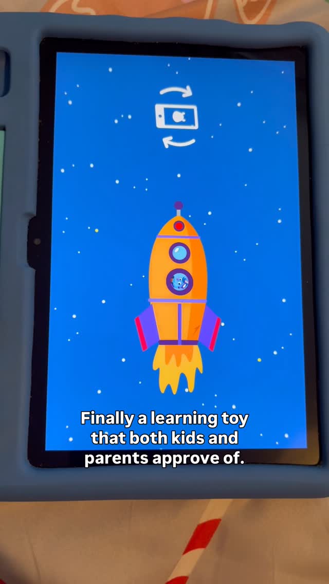 Instagram post by @housetohome_23 for Edurino. Caption reads: [...] joyful learning this Christmas with Edurino....