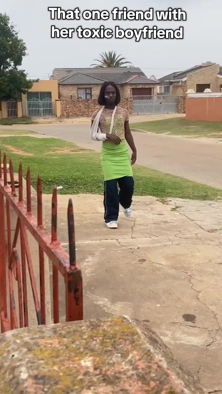 TikTok post by @lunna.keswa for KitKat. Caption reads: @KITKAT is her favourite,BUT NO!! NGEKE😭😭😭😭🤚.