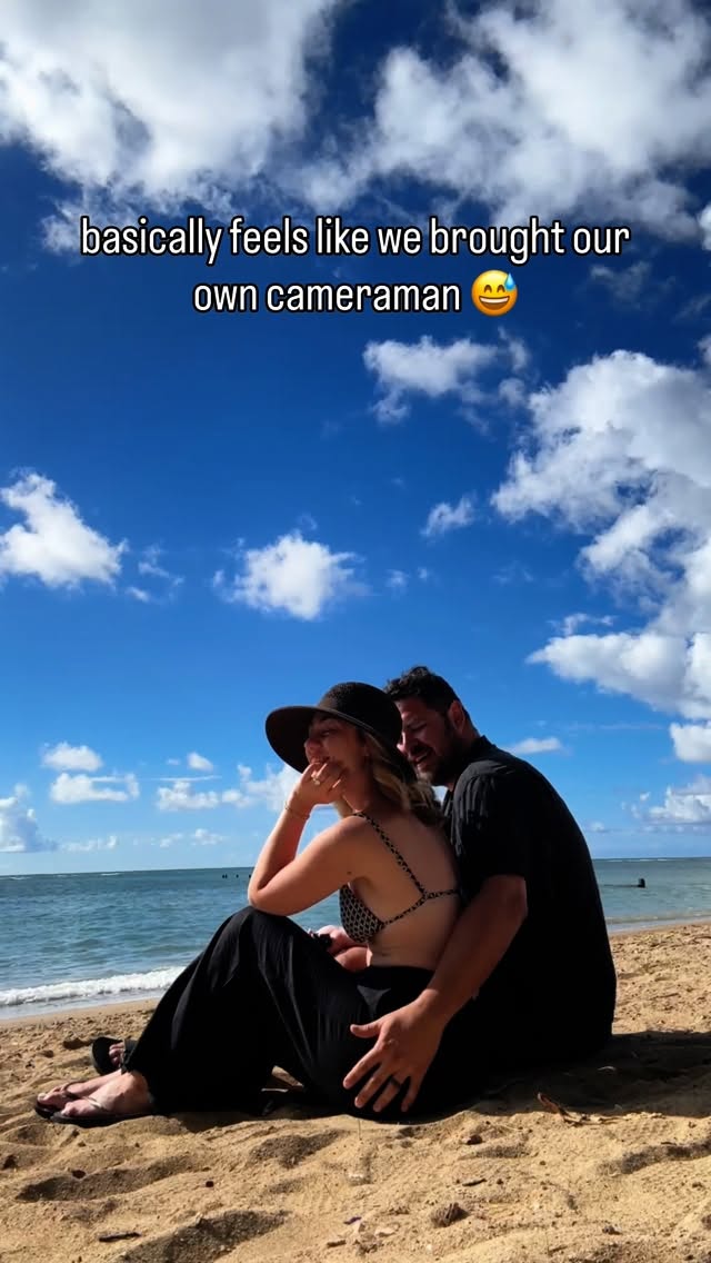 Instagram post by @busekkamci for Hohem. Caption reads: no third wheel needed 😂
the iSteady V3 Ultra....