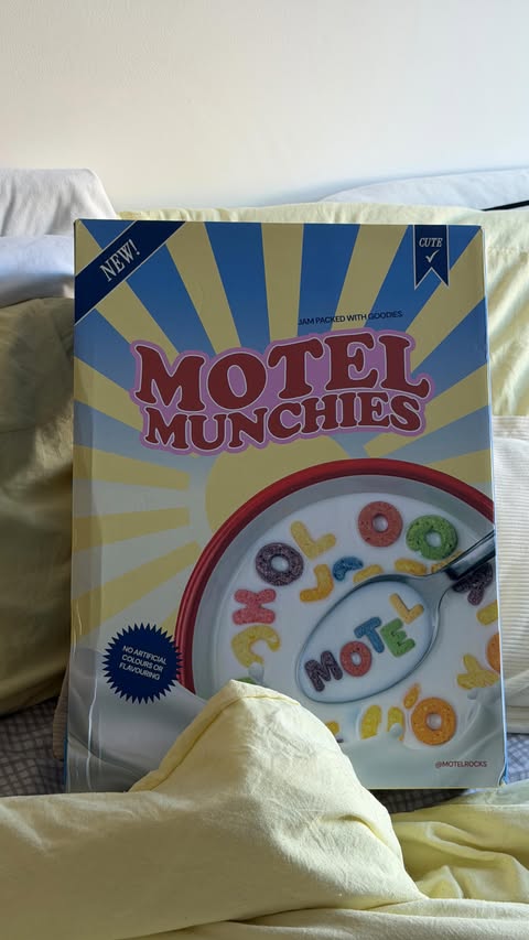 Instagram post by @naffacakes101 for Motel Rocks. Caption reads: [...] 🥰

Low rise parallel jeans from @motelrocks....