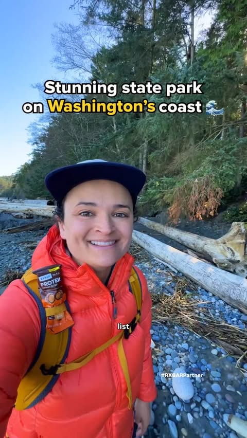 Instagram post by @gwynandami for RXBAR. Caption reads: #RXBARPartner Water so blue it looks TROPICAL?!....
