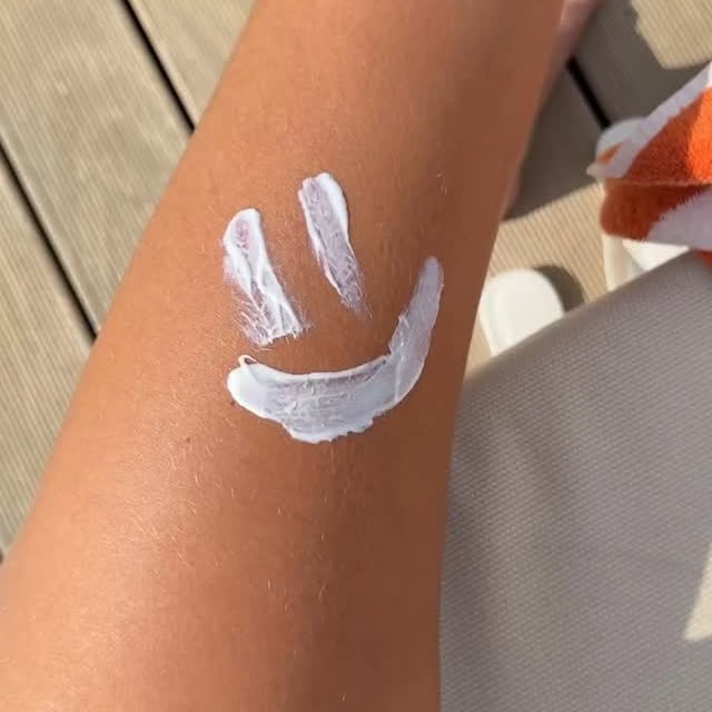 Instagram post by @ellarosemcfadin for Barefaced. Caption reads: [...] days with my favorite summer essential....