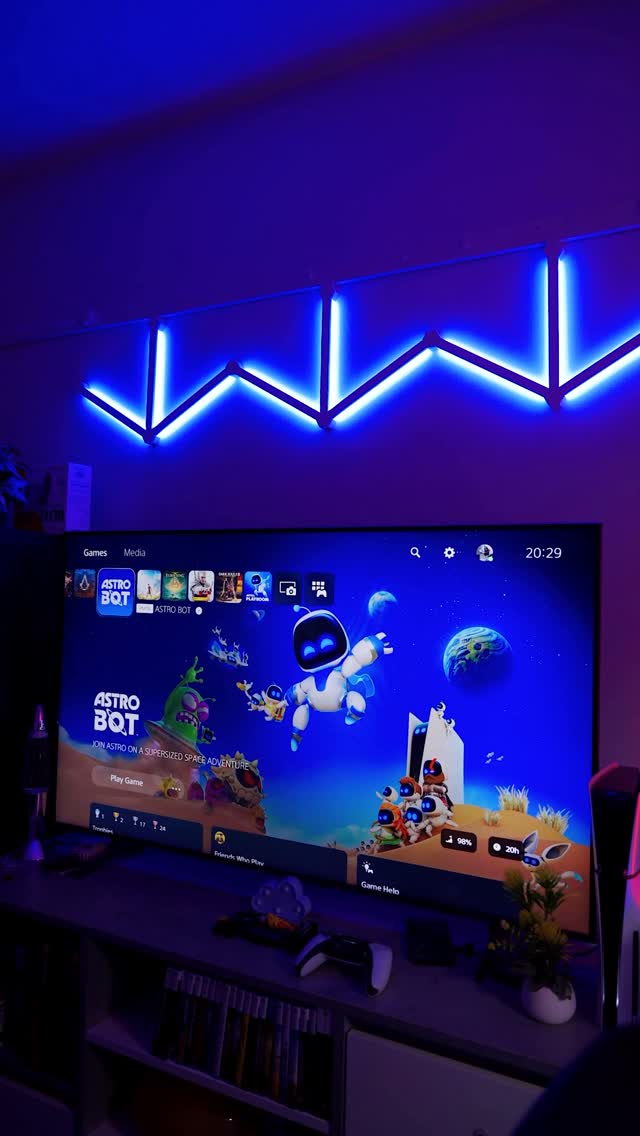 Instagram post by @v1nzy.7 for Nanoleaf. Caption reads: Say hello to the Nanoleaf Lines 60 Degrees
Starter....
