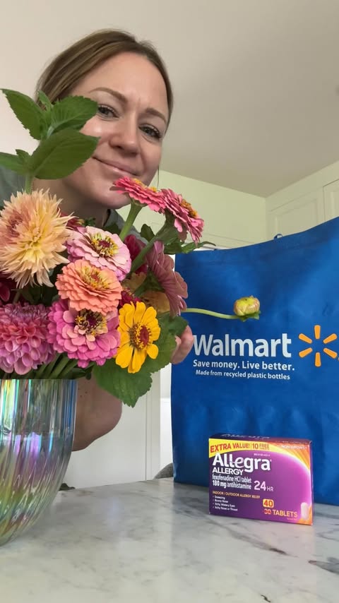 Instagram post by @whoawaitwalmart for Allegra OTC. Caption reads: #AllegraPartner Deal alert! ✅ Right now you can....