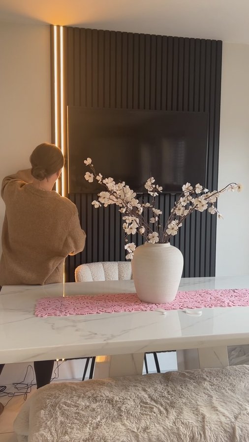 Instagram post by @homebyleah_ for The Wood Veneer Hub. Caption reads: [...] and LED light strips are from....