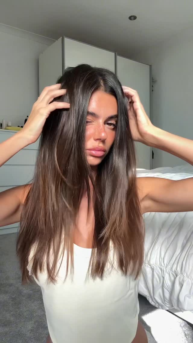 Instagram post by @ashtonwood for BaByliss. Caption reads: how to get the shiniest blowout in 10 minutes....