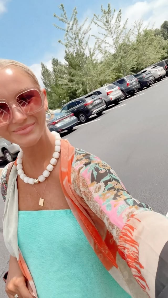 Instagram post by @peyton.baxter for Nordstrom Rack. Caption reads: [...] to check out our location asap!!....