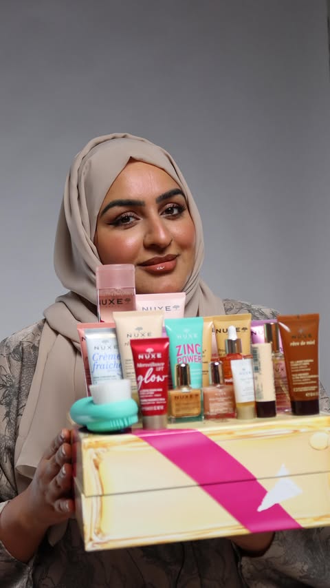 Instagram post by @mona_tajarbi for NUXE. Caption reads: ✨ GIVEAWAY ALERT | NUXE × Mona ✨
.
.
24 days of....