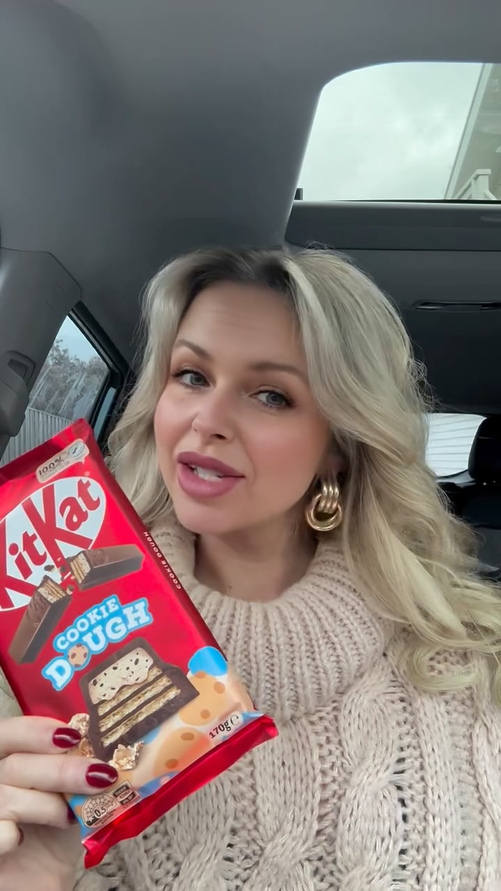 Instagram post by @hayleyxmarie__ for KitKat. Caption reads: Just a true blue Aussie gal discussing chocolate....