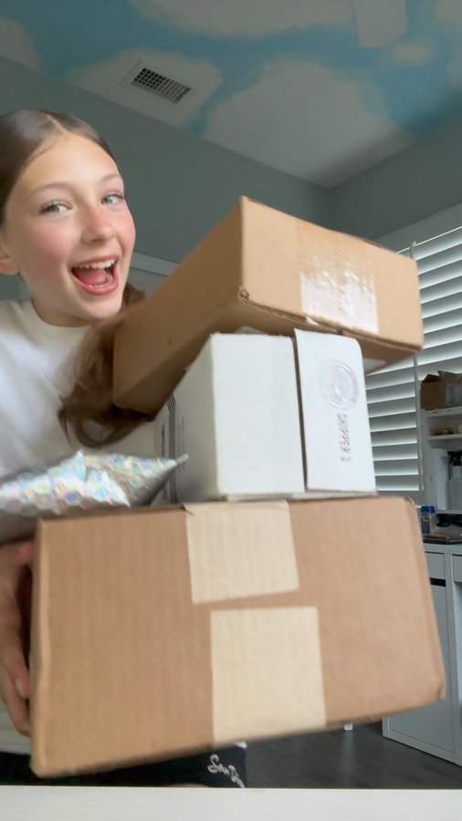 Instagram post by @imsashashev for Fairy Tales Hair Care. Caption reads: [...] #OMG @dailyshadesunscreen....