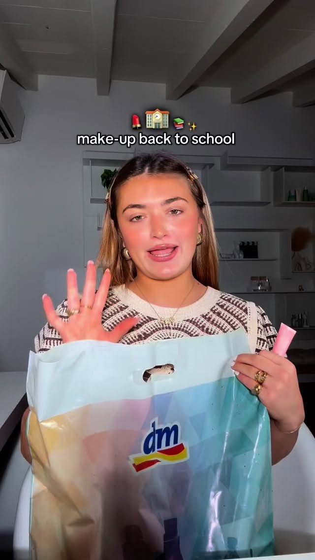 Instagram post by @irene.foramiglio for Rimmel London. Caption reads: Non mi faccio trovare impreparata per questo Back....