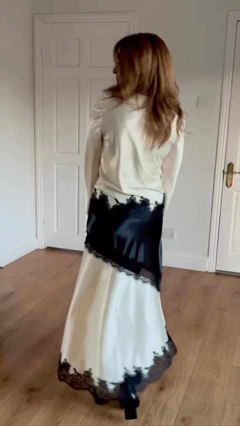 Instagram post by @sreeka_leslie for JardinVue. Caption reads: [...] in this beautiful two piece from @jardinvue....