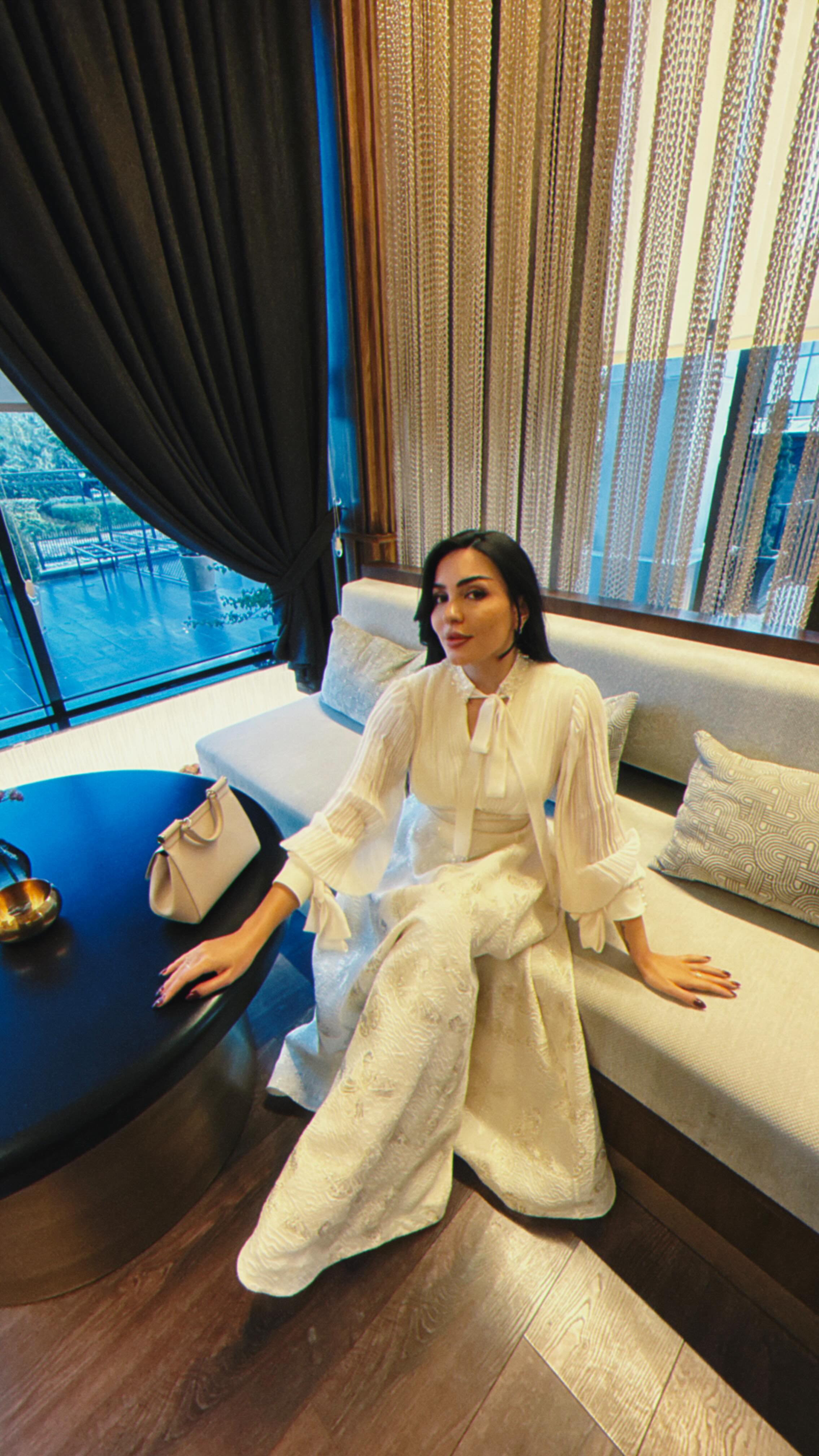 Instagram post by @sarah_dursun for Tecnomobile. Caption reads: ⁨	⁨	⁨	من حفل إطلاق جهاز Tecno POVA-Slim 5G
الجديد....