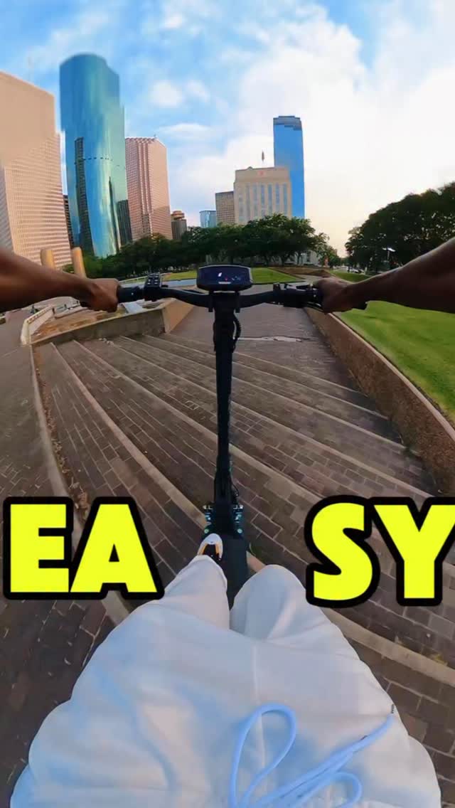 Instagram post by @scooter_kel for Gotrax. Caption reads: That was easy 
@ridegotrax 

#gotrax #gotraxgx3....