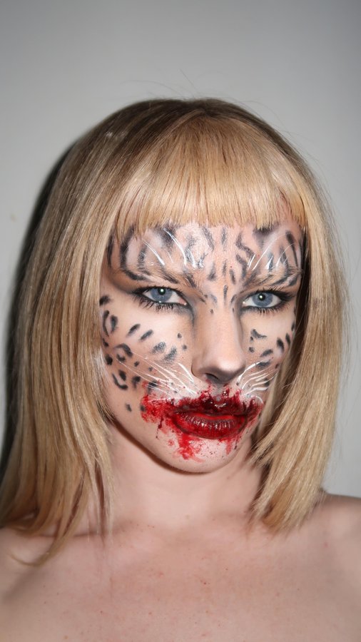 Instagram post by @lilbittylivie for Mehron Makeup. Caption reads: save this for your halloween costume #rawr....