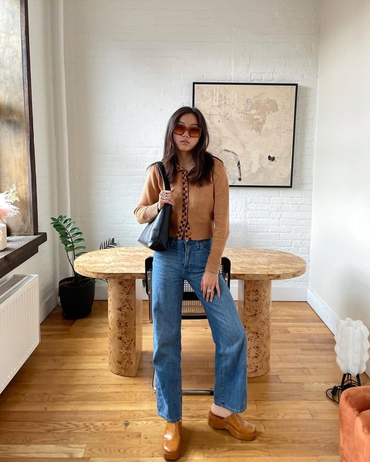 Instagram post by @vivianyrl for Lisa Says Gah. Caption reads: The @lisasaysgah dakota clog!! Now available on....