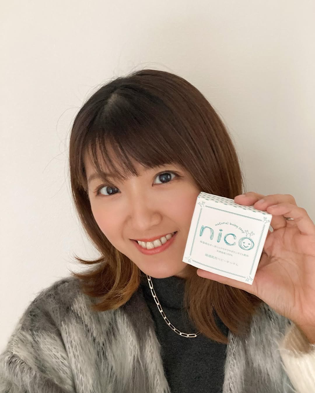Instagram post by @chinami.tokunaga for nicosoap. Caption reads: 前から気になっていたnicoせっけんがアカチャンホンポで買えると言うことで行ってきました!!

息子....