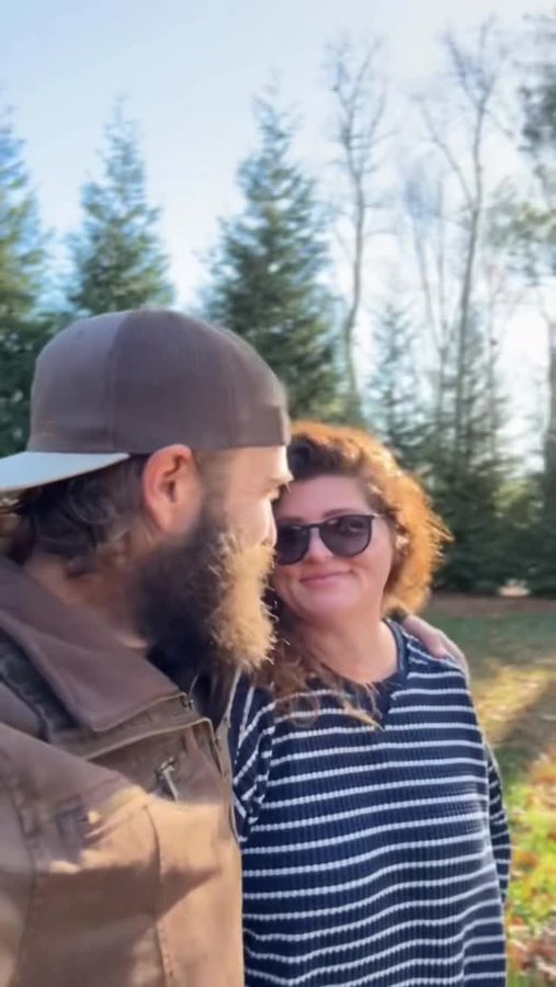 Instagram post by @lilyloutay for Williams Sonoma. Caption reads: Editing the video from the William Sonoma signing....