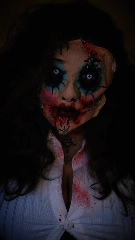 Instagram post by @dehsonae for Sugarpill Cosmetics. Caption reads: pretty women 🩷🩵 products used: air dry foam clay....