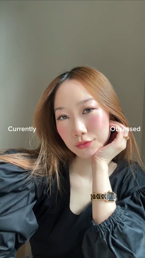 Instagram post by @mjcpjjjjjjjj for CHANEL. Caption reads: Currently obsessed with this look.
.
#ChanelMakeup....