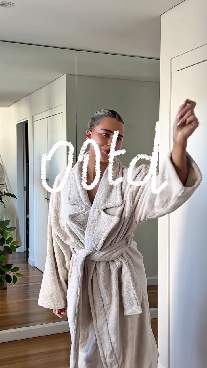 Instagram post by @sophadophaa_ for Universal Store. Caption reads: Todays fit!! Wearing all @universalstore and I’m....