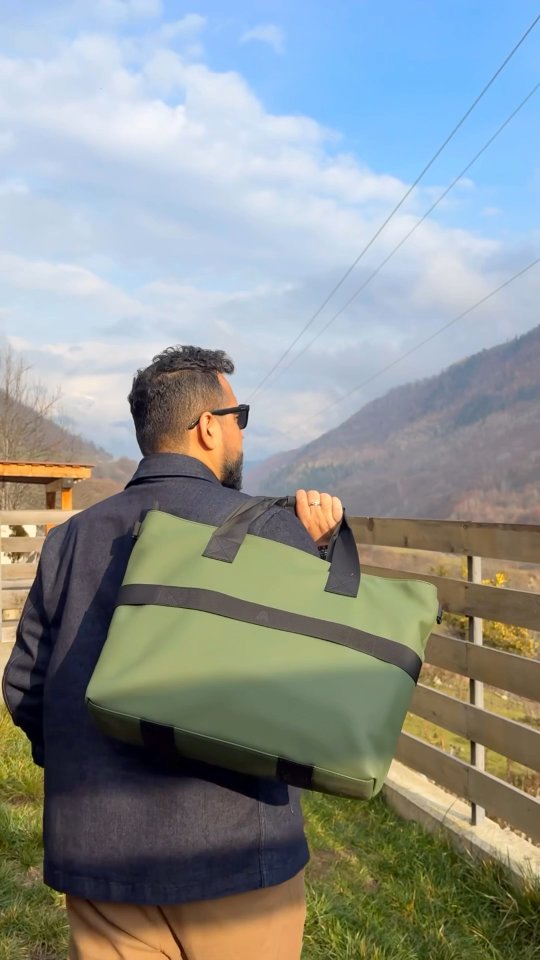 Instagram post by @dev_arora for Airback. Caption reads: Normal tote: vibes only. Airback tote: vibes +....