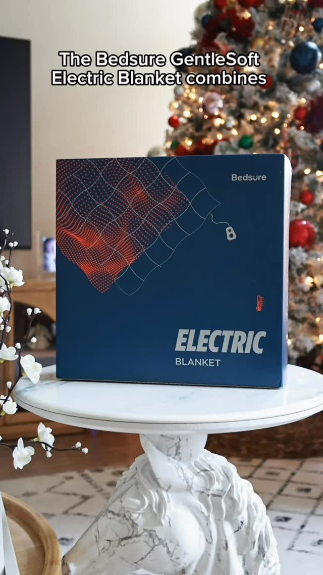 Instagram post by @accordingtomelissa for Bedsure Home. Caption reads: Cozy comfort starts here!
Wrap yourself in the....