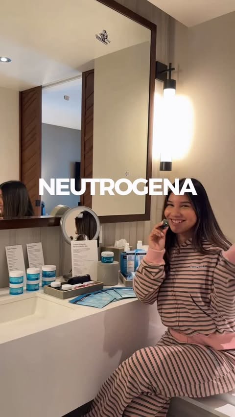 Instagram post by @majomejiaaa for Halfdays. Caption reads: [...] Thank you @bombas and @halfdays ✨.