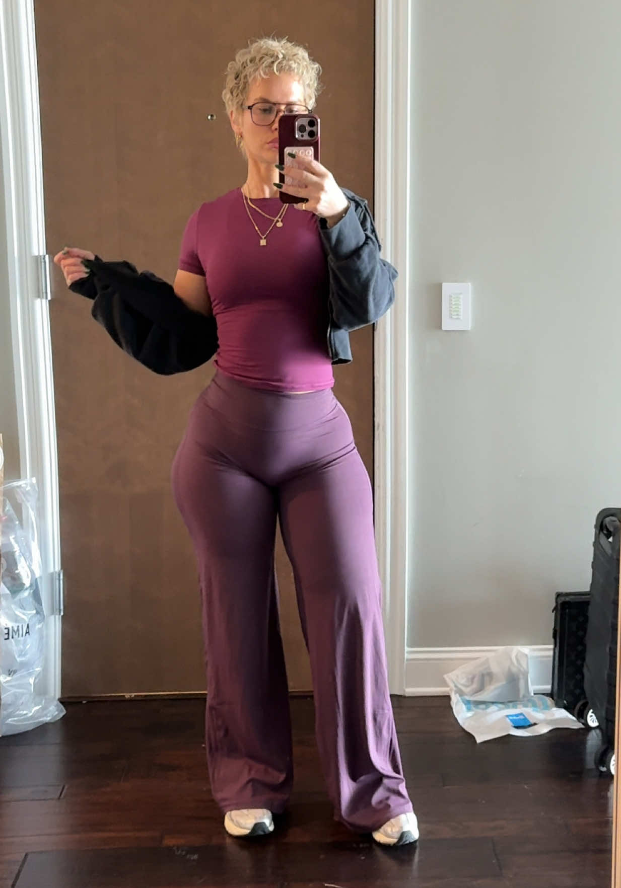 TikTok post by @ru_byrose_ for Yeoreo. Caption reads: Wearing @YEOREO #fyp #fitness #model #fashion....