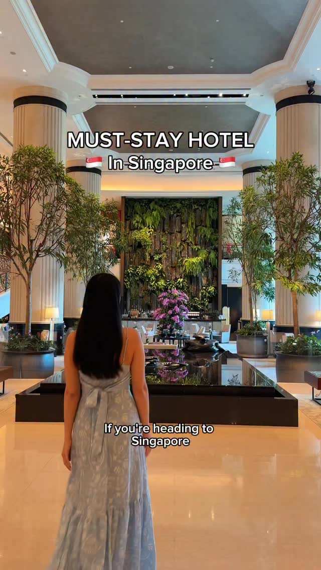 Instagram post by @feastonit_ for Shangri-La. Caption reads: [...] luxury hotel in Singapore 🇸🇬♥️....