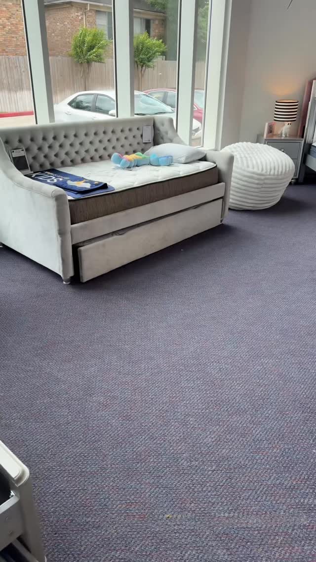 Instagram post by @lashaemomof4 for Rooms To Go. Caption reads: Looking for my 3 daughters a bed @roomstogo.