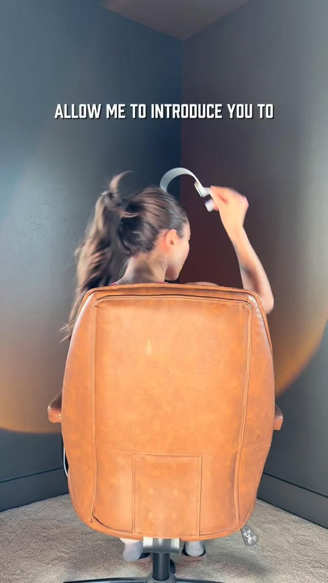 Instagram post by @chelseazruns for Shokz. Caption reads: Listening to my favorite songs on my @shokzusa....