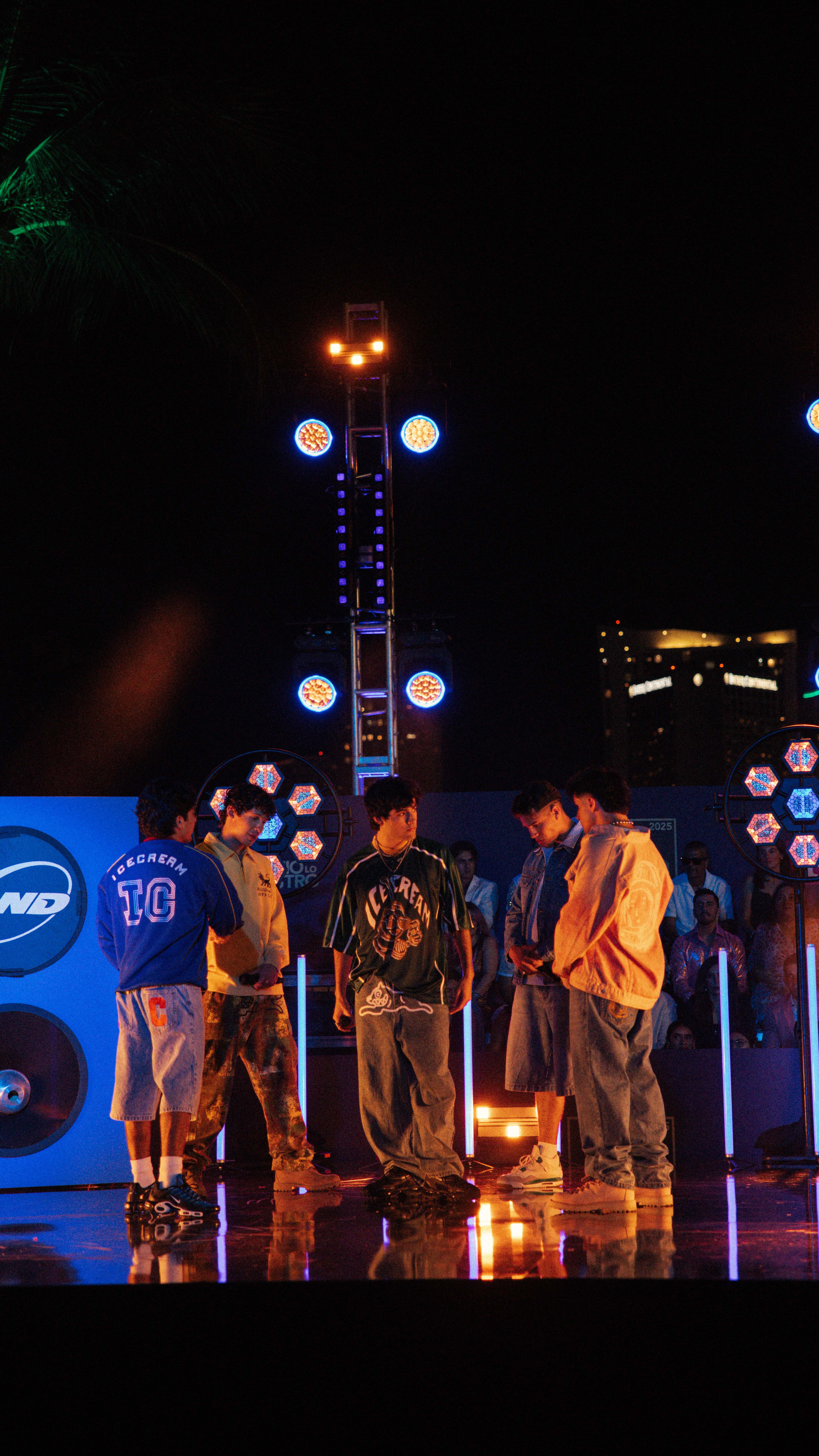 Instagram post by @jav1h_ for BBC ICECREAM. Caption reads: [...] (full performance)

dressed by @bbcicecream....