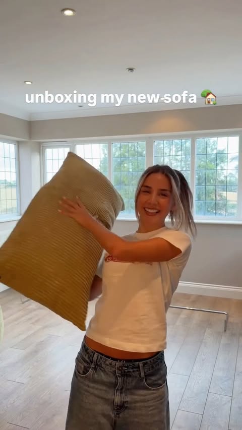 Instagram post by @livvydimartino for OMHU. Caption reads: [...] our new sofa for our games room 🏡💚....