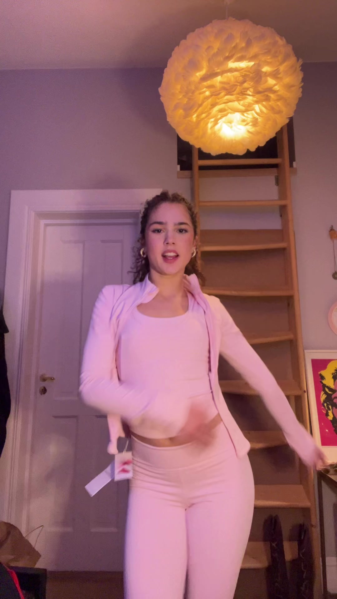 TikTok post by @emma.ylvisaaker for Caspara Sports. Caption reads: Zara era kommer tilbake med Caspara sett🥹💕💕....