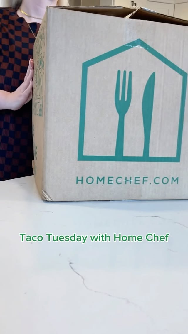 Instagram post by @itsgoodbyetwenties for Home Chef. Caption reads: [...] a new spin on Taco Tuesday with....