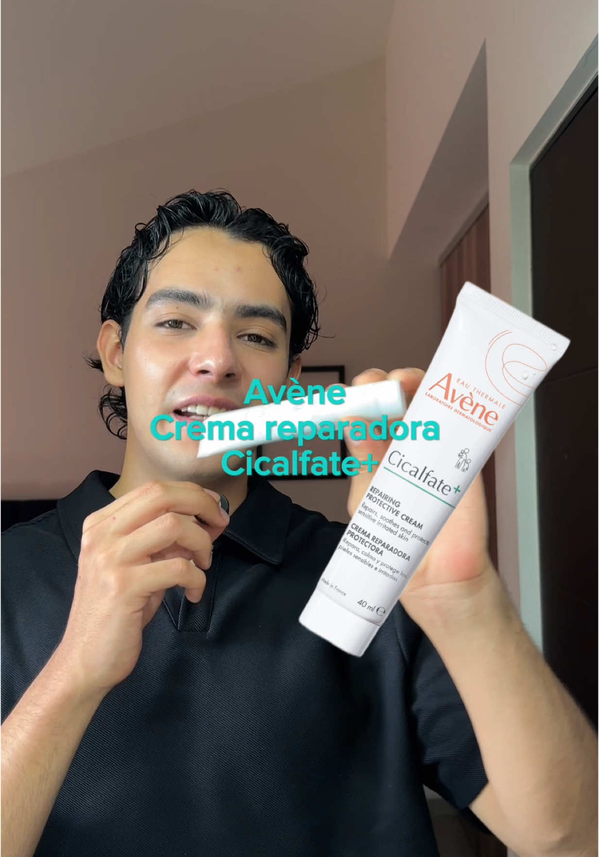 TikTok post by @isaaccruzaley for Avène. Caption reads: Cicalfate+ de @Eau Thermale Avène ha sido mi gran....